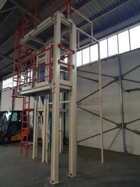 NEUE HERBOLD PLASTICS PROCESSING LINE / HEAVY DUTY PLASTICS SHREDDER