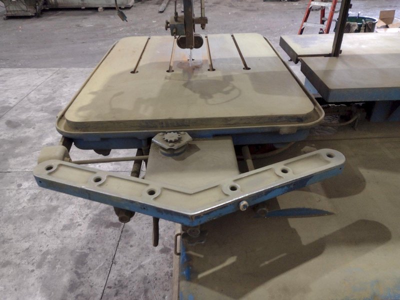 60&quot; DOALL MODEL #60-3 DEEP THROAT VERTICAL CONTOUR BANDSAW: STOCK #23680