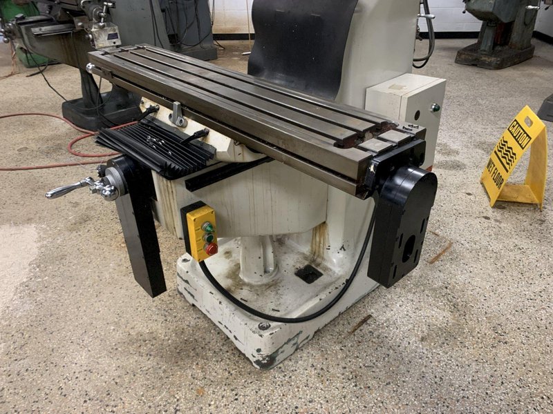 Willis Variable Speed Vertical Mill, S/N 990837S.