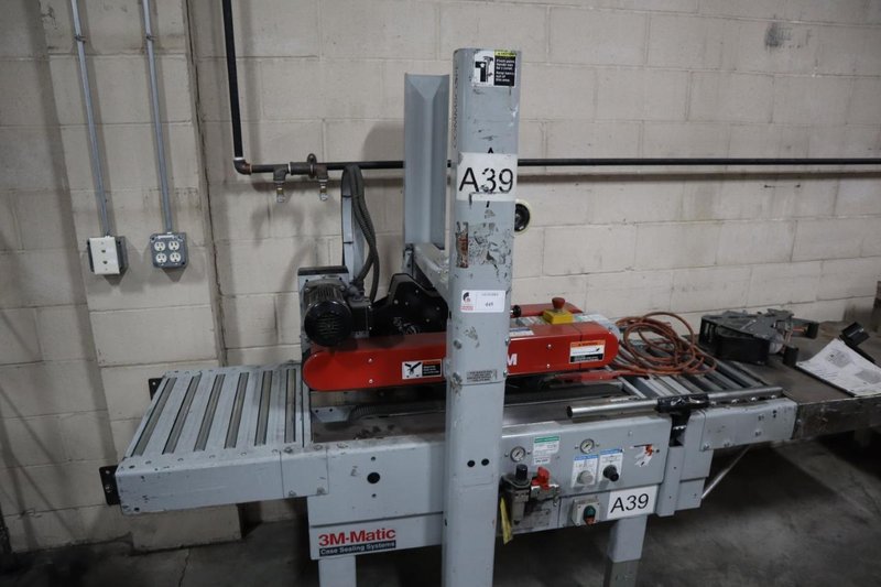 3M-Matic 700r Random Case Sealer with AccuGlide II Taping Heads- Auction Item