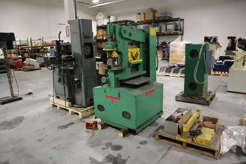 Uni-Hydro 66-24 Hydraulic Press Brake – 66 Ton x 24" Capacity- Auction Item