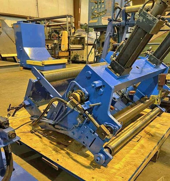 Tension Stand, Ruesch, 32&quot; Wide