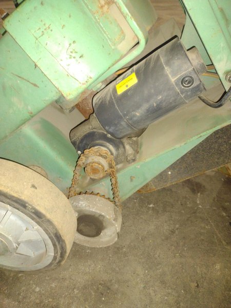 13&quot; WIDE GOFF MODEL #15E13 PORTABLE SHOT BLAST CLEANING UNIT: STOCK #19817