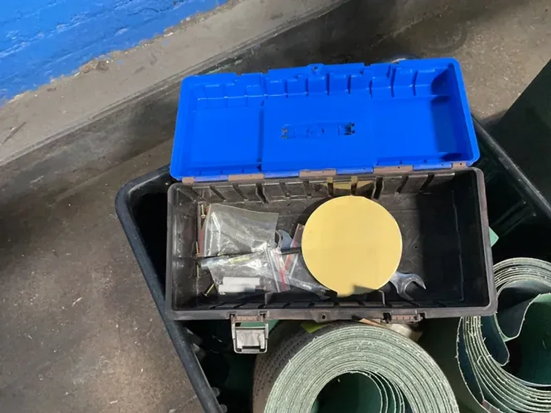 Grizzly Industrial  Sander