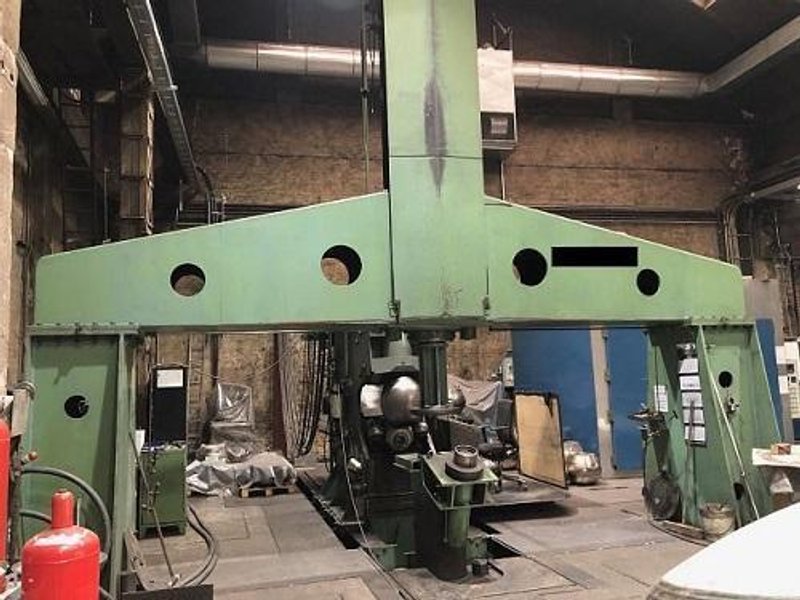 SMT MDL# MV20 BL5022 FLANGING MACHINE