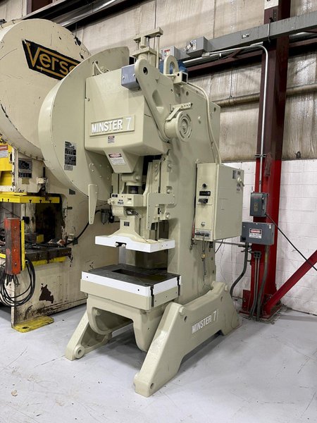 75 ton Minster #7SS Flywheel Mechanical Metal Stamping O.B.I. Press, Mechanically Rebuilt