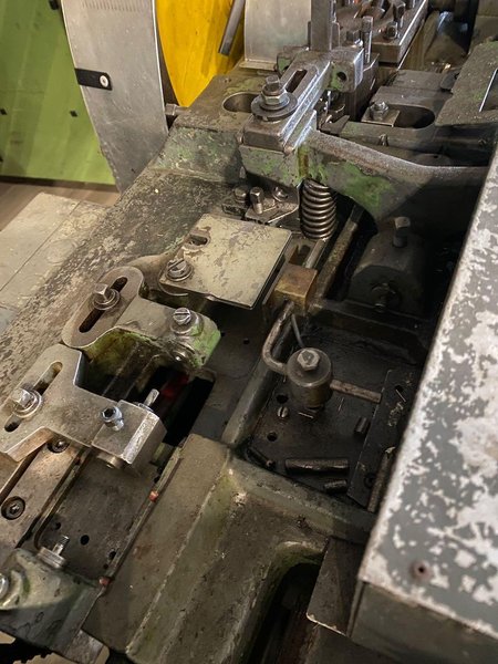 Buendgens Model USS Precision Cutoff Pin Machine