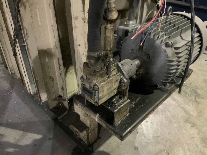 SELMA VERTICAL INDUSTRIAL BALER: STOCK #18088