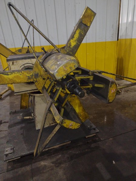 4,000 LB AMERICAN MODEL #70 DOUBLE END PULL OFF COIL REEL UNCOILER: YOBRO #24854