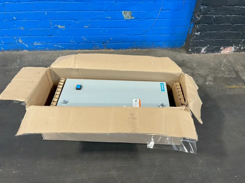 SIEMENS 5 HP FUSIBLE COMBINATION FVNR HEAVY DUTY MOTOR STARTER  -  17DUC92BA11