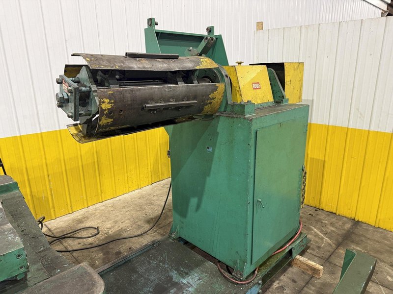 10,000 LBS X 24" X .105" ROWE ENTRY SERVO FEED LINE, COIL CAR, REEL, STRAIGHTENER, INDRAMAT SERVO FEED: YOBRO #24518