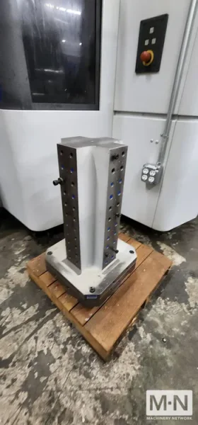 Mori Seiki NHX4000 CNC Horizontal Machining Center, 2011