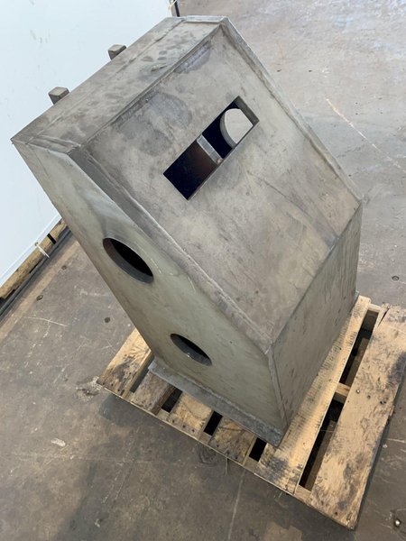 27&quot; W X 40&quot; T ANGLE PLATE. STOCK # 0846522