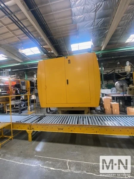672 TON 80 OZ HUSKY MODEL G600GENRS100/85 INJECTION MOLDING MACHINE MFG 2000