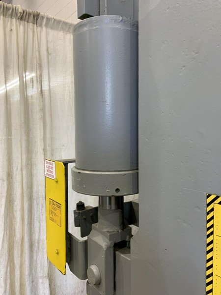 70 TON X 6' BETENBENDER HYDRAULIC PRESS BRAKE: STOCK #81248