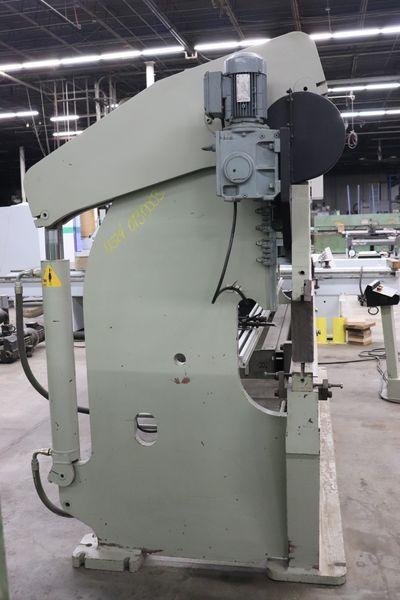 1996 Accurpress 713012 Hydraulic Press Brake (#5739)