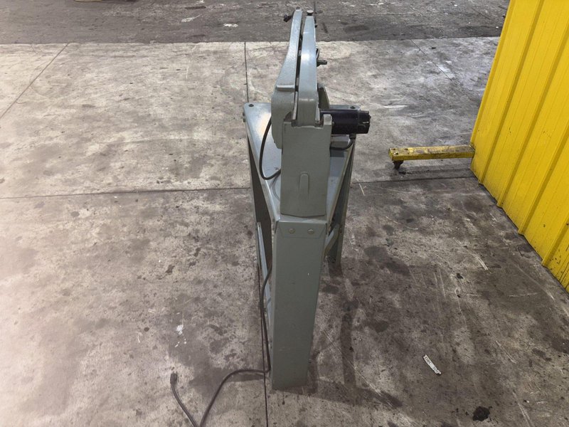 18" DELTA MODEL #40-604 SCROLL SAW: STOCK 23375