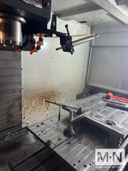 HAAS VF-4 CNC Vertical Machining Center w/Midaco Pallet Changer , 2012