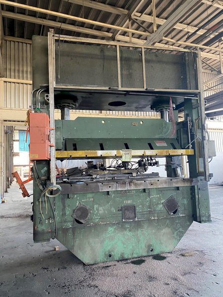 300 TON PACIFIC 300D10-60 HYDRAULIC TWO POST PRESS. STOCK # 1402920