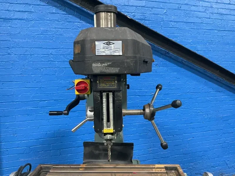 KBC MACHINERY 8.25”X28.75” VERTICAL MILL  -  6-275-004