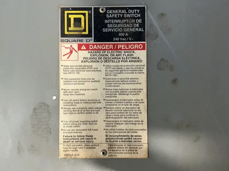 Square D 400 A / 240 V General Duty Fusible Safety Switch - D325n