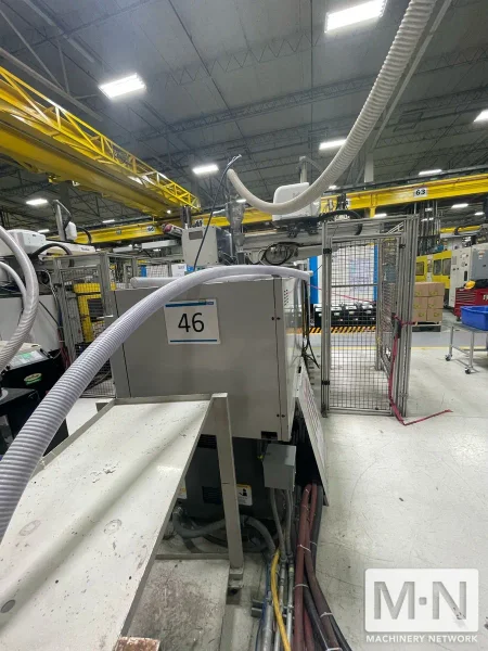 110 TON 1.6 OZ  CINCINNATI ROBOSHOT 110I-48G INJECTION MOLDING MACHINE, MFG 2000