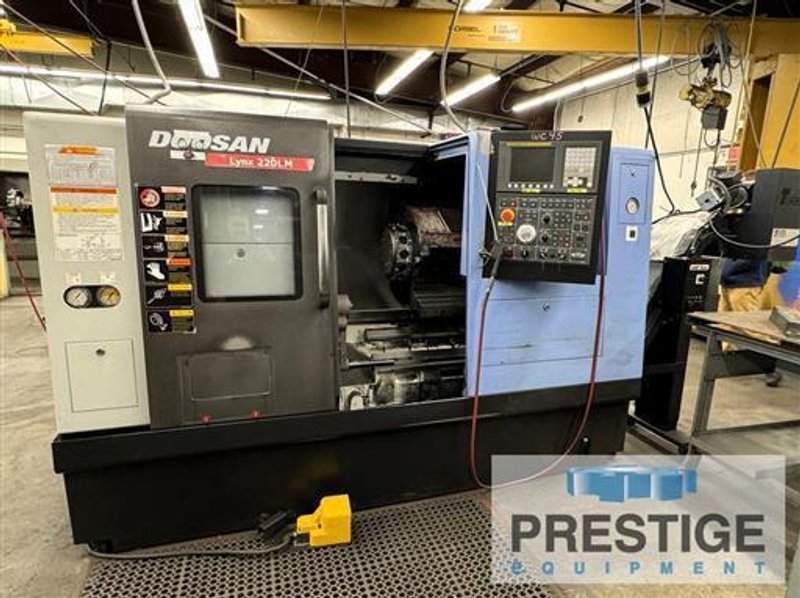 Lathes CNC Three Axis Or More