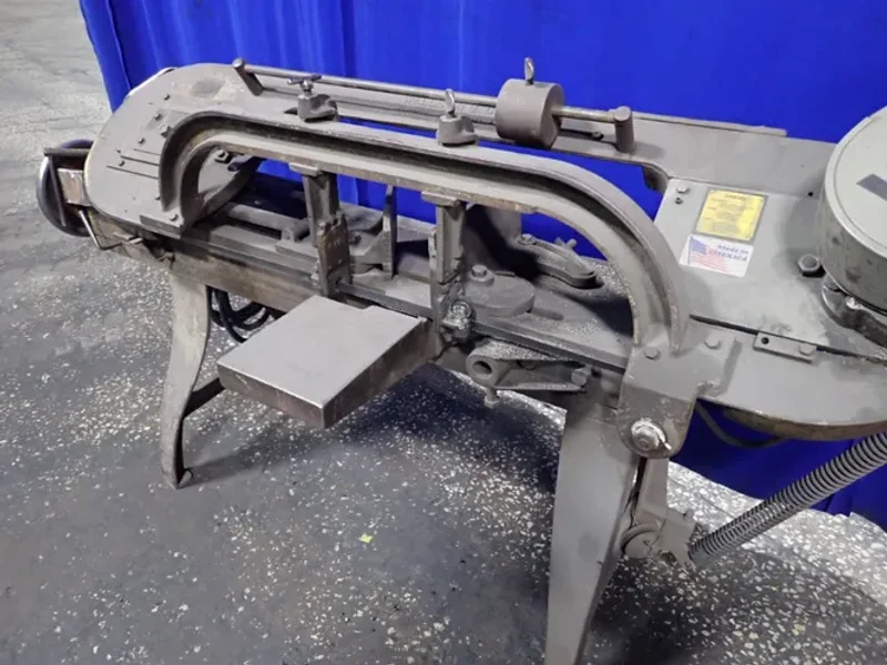 WELLS 22" X 9" HORIZONTAL BAND SAW  -  8-M-42