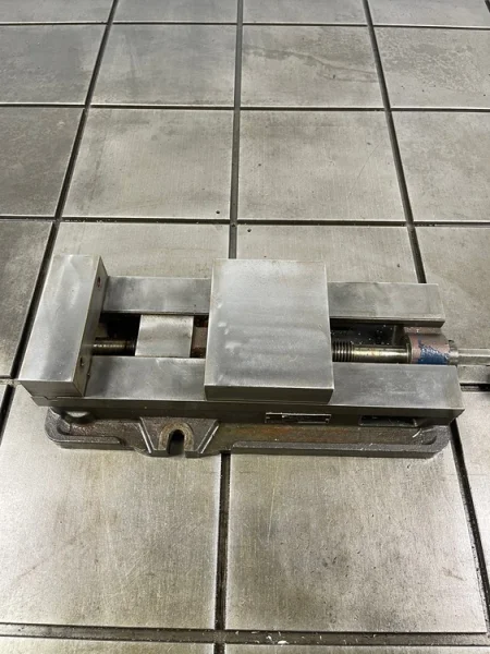 PARLEC P-688 6&quot; Machine Vise Machinist Vise #6874