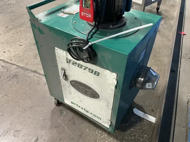 GRIZZLY INDUSTRIAL 1.5 HP DUST COLLECTOR   -  T28798