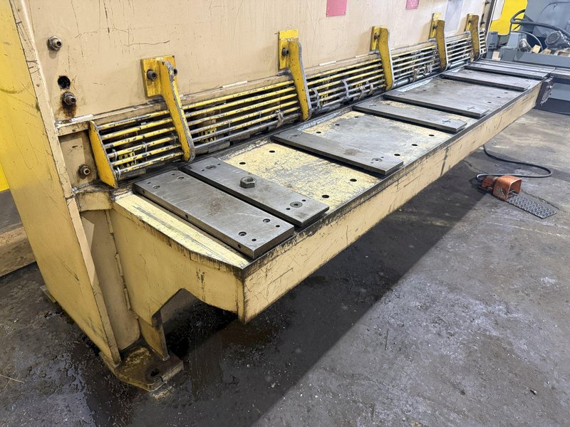 10' X 1/4" STANDARD INDUSTRIAL MODEL #AS250-10 HYDRAULIC POWER SHEAR: STOCK #23296