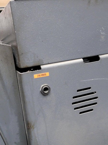 2008 Hyd-Mech V-18 Series II Vertical Bandsaw (#5429)