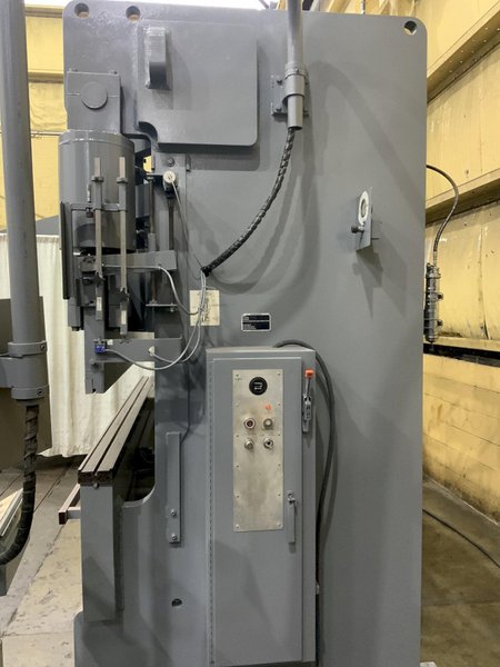 240 TON X 10' BETENBENDER HYDRAULIC PRESS BRAKE: STOCK #80836