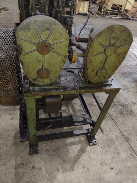 2 STAND x 2&quot; YODER UNIVERSAL DRIVE ROLLFORMER: STOCK #23430