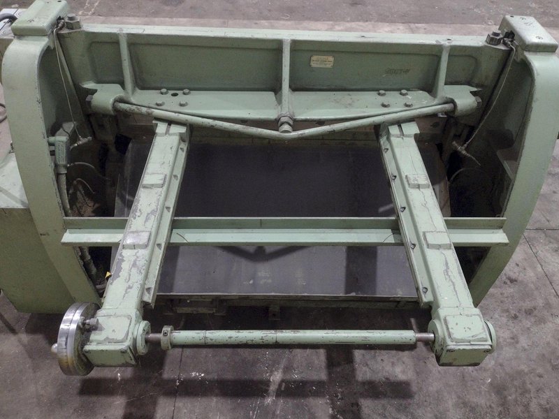 4' X  12 GAUGE PEXTO MODEL #12-U-4K MECHANICAL POWER SHEAR: YOBRO #25664