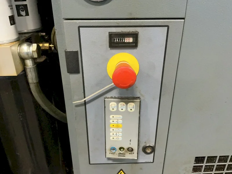 ATLAS COPCO 8.83 BARS AIR COMPRESSOR  -  GX7 FF