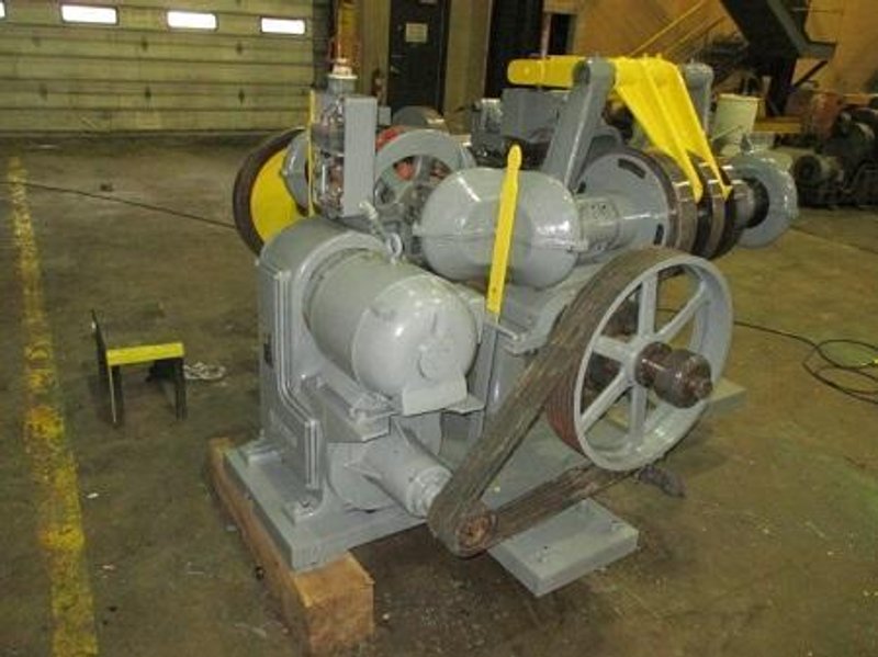 NILSON # S-5 4-SLIDE WIRE FORMING MACHINE