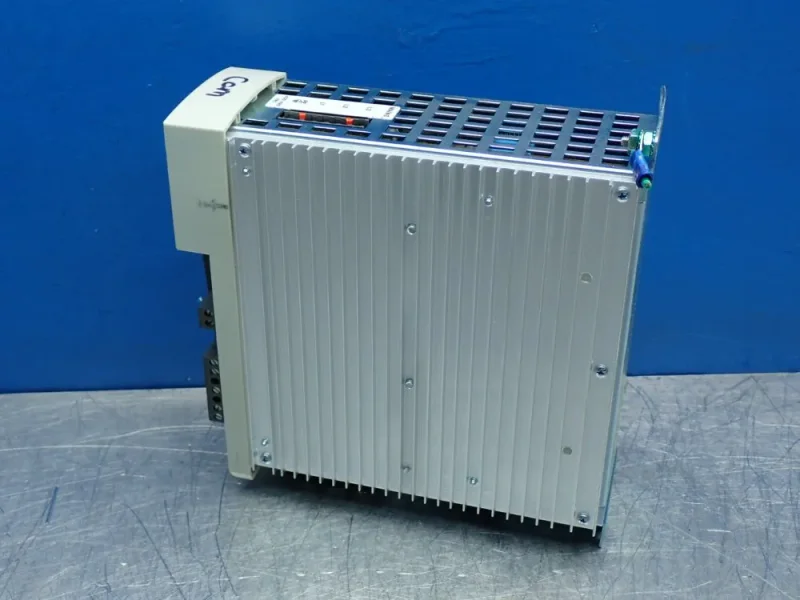 ALLEN BRADLEY 1.0KW, 2.0A OUTPUT, 2.7A INPUT KINETIX SINGLE-AXIS SERVO DRIVE  -  2097-V34PR3-LM