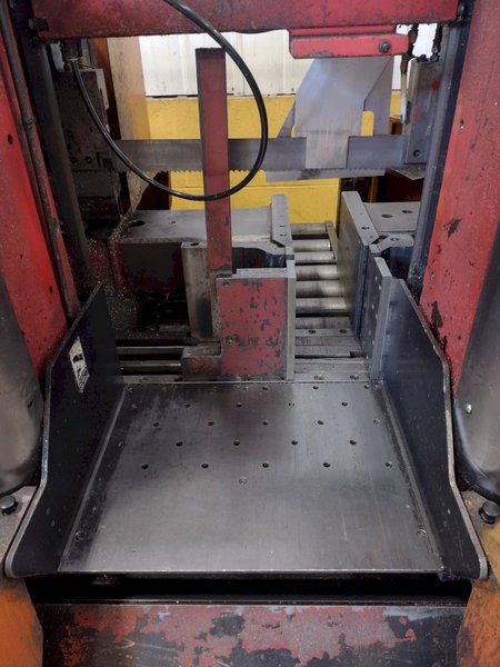 21" x 21" AMADA MODEL HFA530CNC AUTOMATIC HORIZONTAL BANDSAW: STOCK 18232