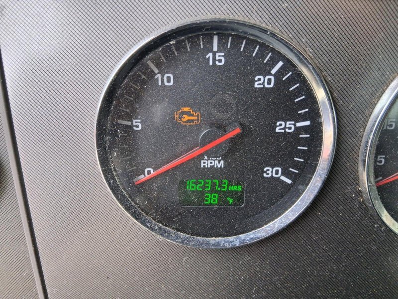 Kenworth T270 Vacuum Truck, 2012 – Paccar PX-6 280HP | Allison Auto | 2,500 Gal Tank | NVE 607 380 CFM