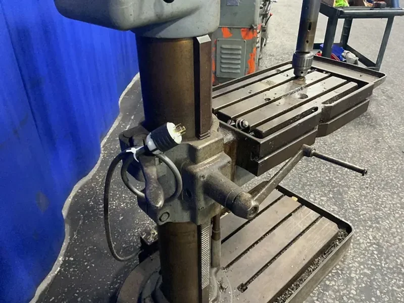 7” X 3’ RADIAL ARM DRILL