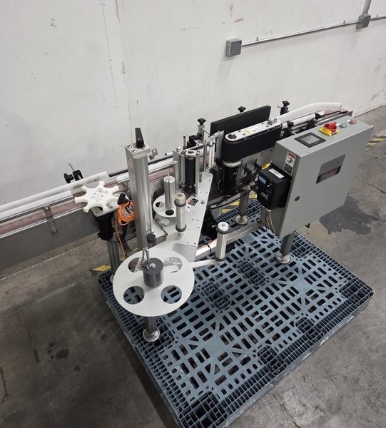 Meheen R Series Filling Line with In-Line Packaging RSC Rinser, 700VS Labeler, Zalkin Capper, Accumulation Table and Conveyor System – Complete Bottling Line, Lightly Used