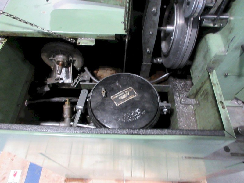 Sunnen Horizontal Honing Machine, MBC-1804-D, Auto Stroking, with Graco Endura-Flo 4D150 Air Op Fluid Transfer Pump- Auction Item