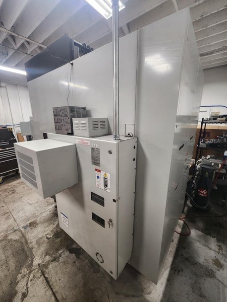 Haas UMC 500 Universal Machining Center, 2020 – 15,000 RPM Spindle, TSC, HSM, Chip Auger, WIPS