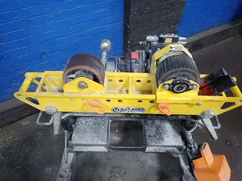 WELDING AUTOMATION 4000 LBS ADJUSTABLE PIPE ROLL  -  HD2L-100