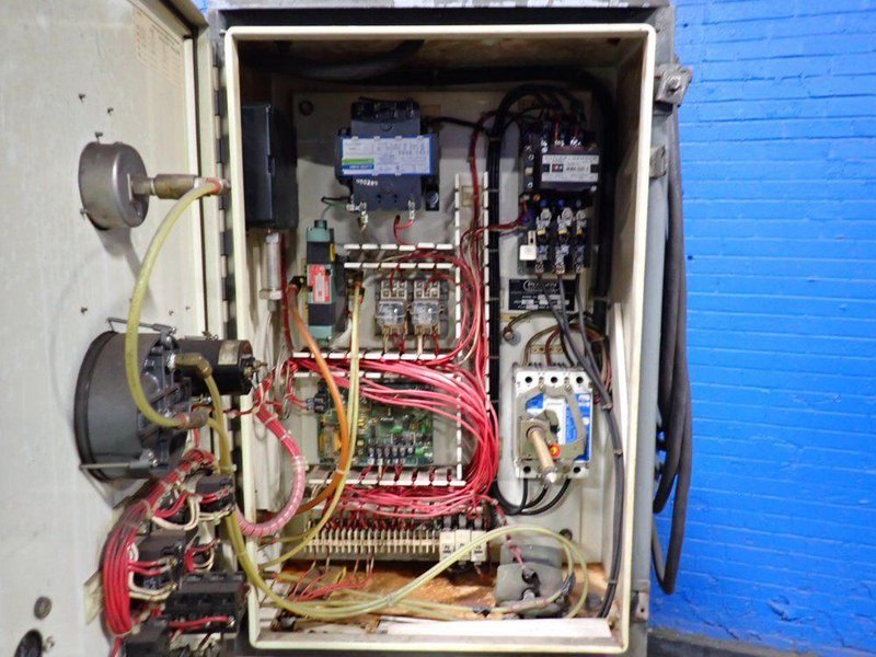 DEMARCO HAZVAC CORPORATION MAX VAC VACUUM CLEANER, LOADER, AND CONVEYOR  -  MV20E