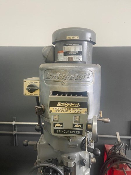 BRIDGEPORT SERIES 1 2HP 9"x48" VERTICAL KNEE MILL