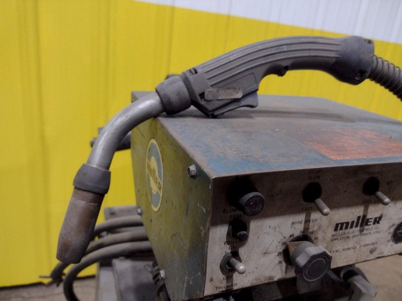 200 AMP MILLER  MODEL #CP-200 WELDER WITH MILLER WIRE FEEDER: STOCK #19660