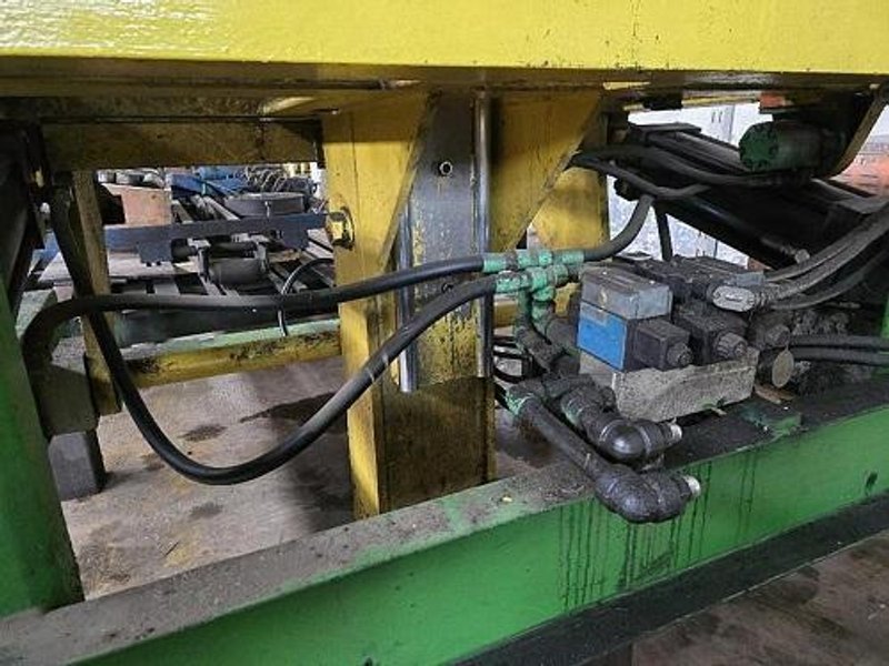 70" X 54" X 10,000LB BRANER DOWNLAYER