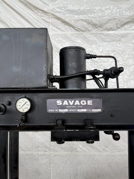 25 TON SAVAGE PNEUMATIC H-FRAME PRESS. STOCK # 0559925